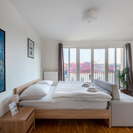 Sunny Safron Apartment Prague Extérieur photo